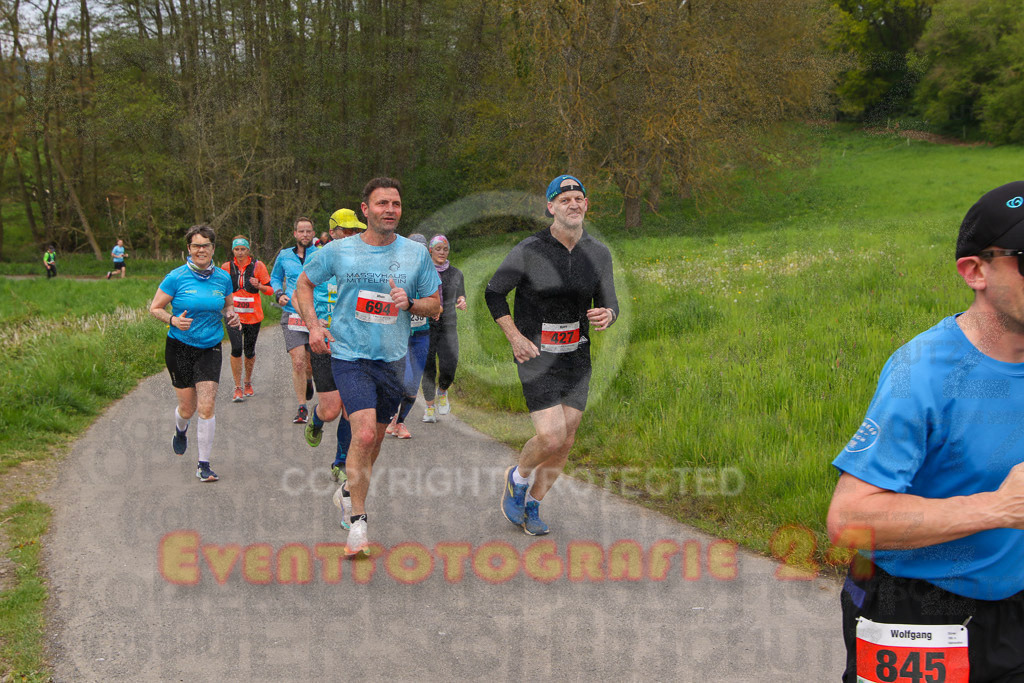 220501_1015_EV8_0228 | Sportfotografie im Rhein-Sieg Kreis, Köln, Bonn, NRW, Rheinland Pfalz, Hessen, etc. Unser Tätigkeitsfeld umfasst den Laufsport vom Volkslauf über den Marathon, Duathlon, Triathon bis zum Ultralauf wie Kölnpfad Ultra oder Schindertrail.