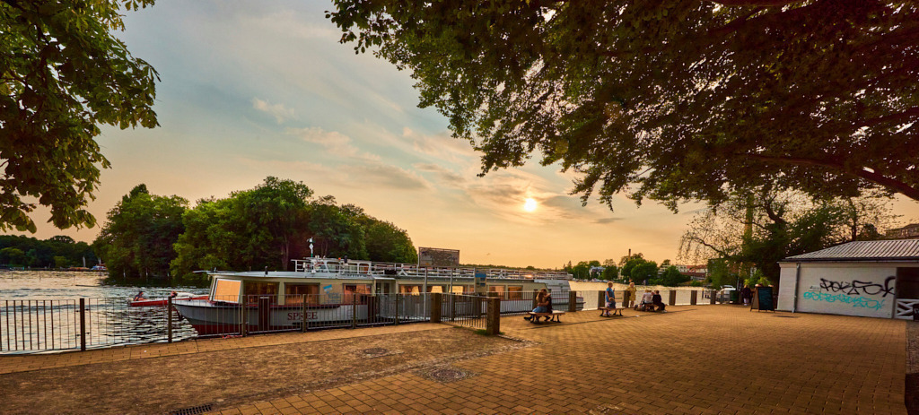 Müglitzpark 1 | Fotos als Raumschmuck - Realisiert mit Pictrs.com