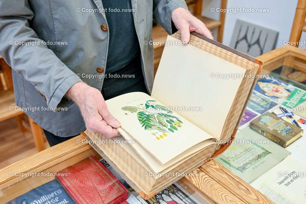 Linz_ Antiquariat Steinberg_ 14.11.2023-4 | 14.11.2023, Linz, AUT, Antiquariat Steinberg im Bild Peter Steinberg