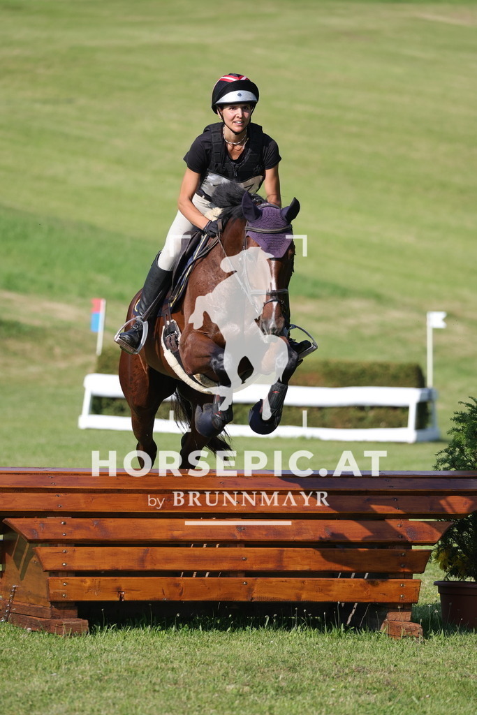 0P6A9446 | Willkommen bei Brunnmayr - Design & Fotografie – Ihrem Spezialisten für Reitturniere und Pferdeveranstaltungen in Oberösterreich, Salzburg und Bayern! Seit über 17 Jahren sind wir leidenschaftlich dabei.
