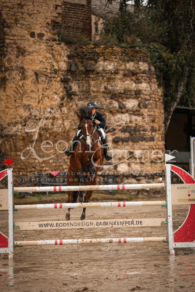 06.FrSpS100084 | Leoni Ertmer Photography - Realisiert mit Pictrs.com