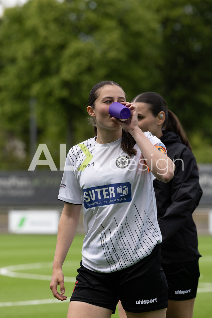 Fußball I Frauen I Saison 2025-2026 I Frauen 3. Liga | FVRZ Gruppe 2 | 18. Spieltag I Spielvereinigung Schaffhausen Damen 1 - Team Furttal Zürich I 17.05.2026 | Hochwertige Sportfotos kaufen & lizenzieren für Medien, Vereine, Agenturen & Sportler:innen. Entdecke professionelle Sportfotografie im Bildshop von Alexander Franzen. - Realisiert mit Pictrs.com
