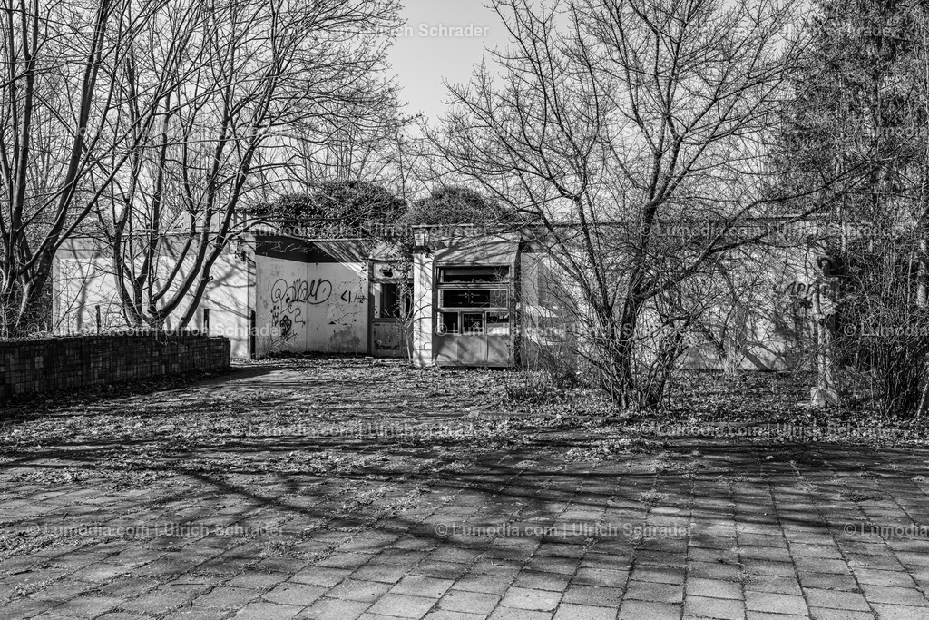 10049-13177 - Halberstadt - Wilhelm-Pieck-Ring | Stockfoto und Bilderpool mit Bildmaterial aus Deutschland, dem Harz, Halberstadt, Quedlinburg, Wernigerode und weltweit. Qualitativ hochwertige und professionelle Fotos anschauen und kaufen. - Realisiert mit Pictrs.com