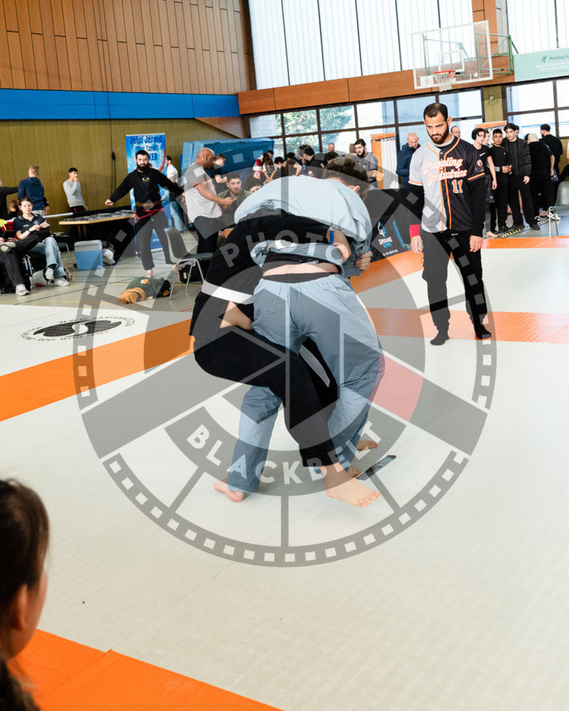 20251122PBB10613 | Athletes compete during the Grappling Industries Berlin Jiu-Jitsu and Grappling Championship, on November 22, 2025 in Berlin, Germany. © photoblackbelt