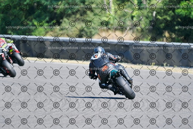 26bt04-0172 | markuskiefer.com - Realisiert mit Pictrs.com