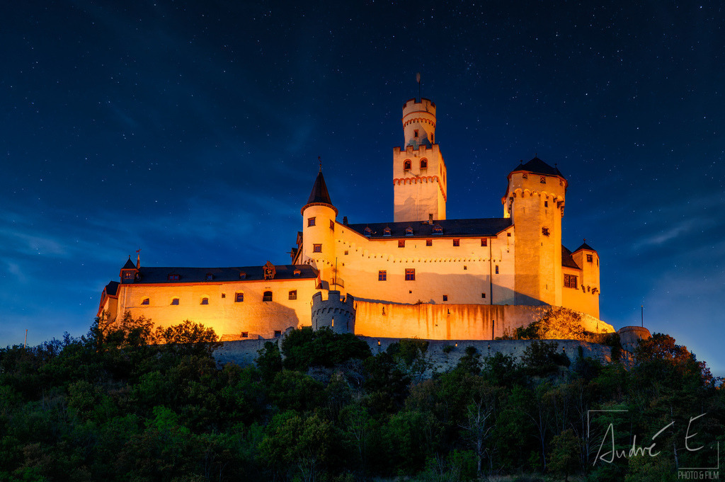 Marksburg bei sternenklarer Nacht | Online Foto-Shop von André Engelhardt, Filmemacher und Fotograf. Fine Art Prints, Kunstdrucke, Fotogeschenke, Souvenirs von Mosel, Rhein und mehr. 