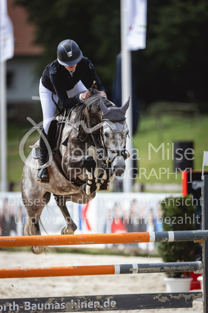 240714_BHO_M2-Spr-2-351 | Deine schönsten Turniermomente als professionelle Fotos! Entdecke hochwertige Pferdesport-Fotografie im Online-Shop. Jetzt Fotos finden & bestellen!
