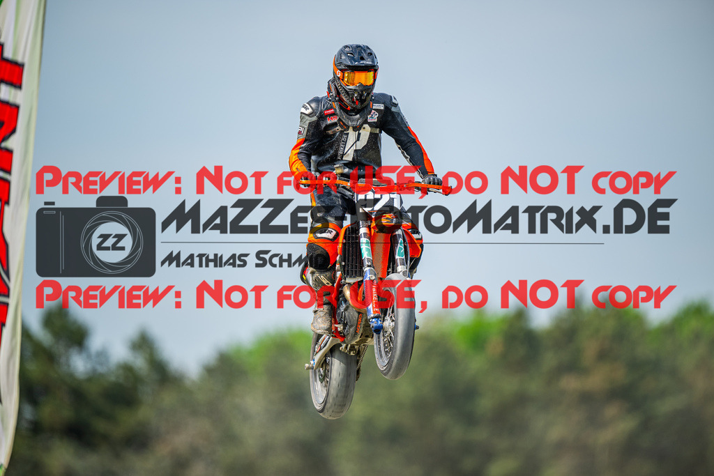MaZZes_Fotomatrix_20250502_6007705_3614 | S4
