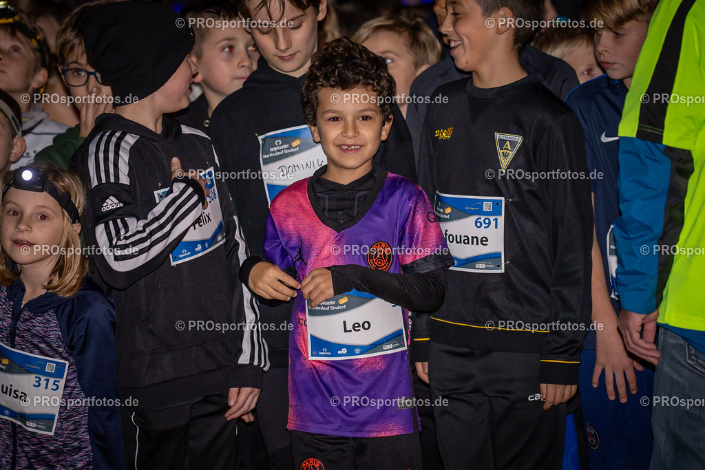 Martinslauf Sindorf 2023 in Kerpen-Sindorf, 09.11.2023 | Impressionen vom Martinslauf Sindorf 2023 am 09.11.2023 in Kerpen-Sindorf (Nordrhein-Westfalen).