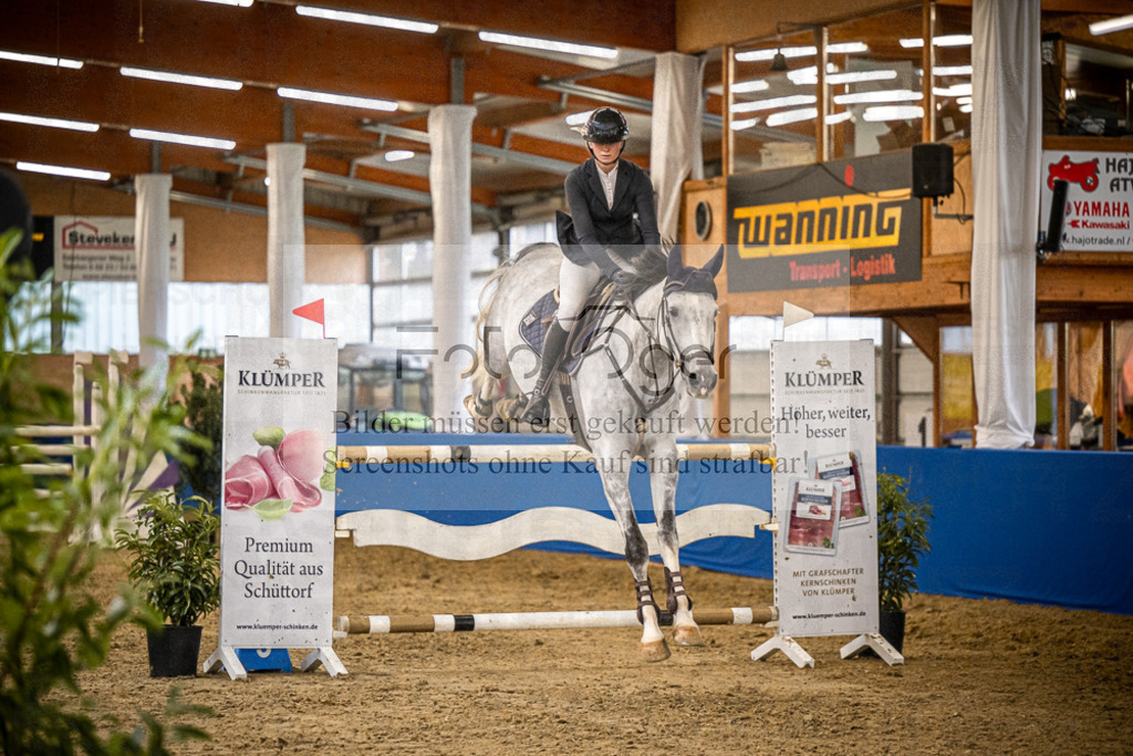 DOS_3369 | Entdecke hochwertige Reitturnierfotos von Foto Oger. Professionell, emotional und authentisch – jetzt Lieblingsmomente im Shop bestellen.Deutschlandweite Turnierfotografie. - Realisiert mit Pictrs.com