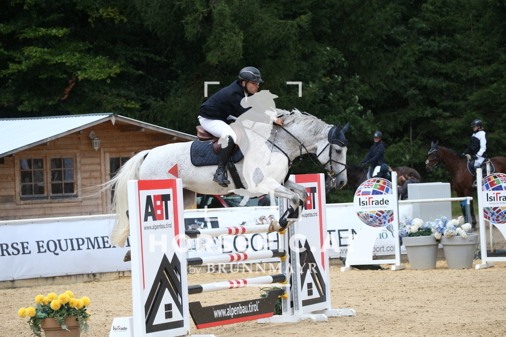 DL2Q2262 | Willkommen bei Brunnmayr - Design & Fotografie – Ihrem Spezialisten für Reitturniere und Pferdeveranstaltungen in Oberösterreich, Salzburg und Bayern! Seit über 17 Jahren sind wir leidenschaftlich dabei.