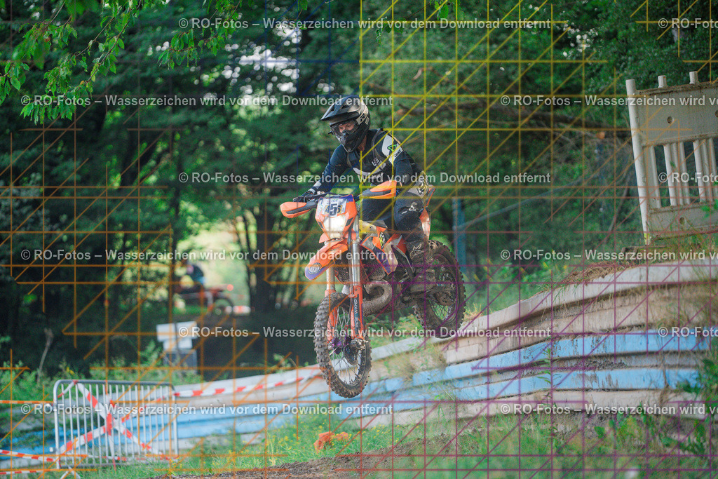4 Lauf Schlüchtern IGE 2026-819 | Sportfotografie von RO-Fotos: Motorsport, Motocross, Enduro, Laufveranstaltungen und Triathlon. Professionelle Fotos von Sportlern und Events. - Realisiert mit Pictrs.com