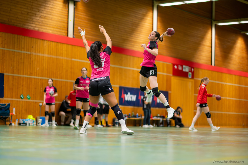 DSC_4380 | "Fussifoto.com – Ihr Ansprechpartner für hochwertige Fotografie! Entdecken Sie kreative Bilder und professionelle Dienstleistungen. Kontaktieren Sie uns für Ihre Projekte!"