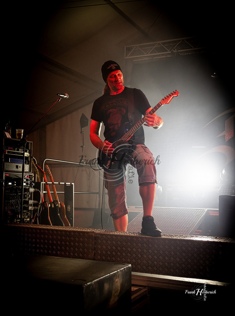 Justice Band | Frank Herberich Fotografie, Frank Herberich, Fotografie, Hochzeit, Portrait, St. Peter Ording, Ording, Westerhever, Nordsee, Frank Fotografie, Hardheim,  Odenwald,Walldürn, Band,Eventfotografie - Realisiert mit Pictrs.com