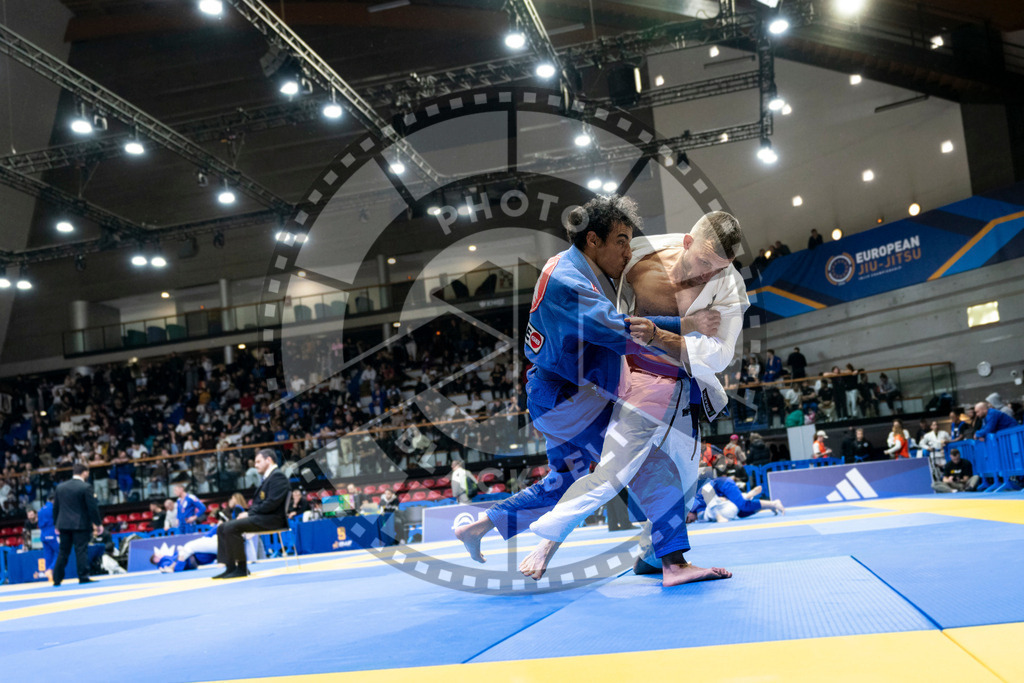 20240121PBB5654 | Fighters compete during the second day of the IBJJF European Championship in Paris, France, on January 21, 2024.
