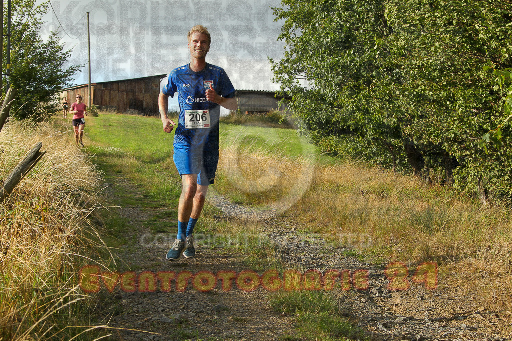 250801_1906_EV4_8038 | Sportfotografie im Rhein-Sieg Kreis, Köln, Bonn, NRW, Rheinland Pfalz, Hessen, etc. Unser Tätigkeitsfeld umfasst den Laufsport vom Volkslauf über den Marathon, Duathlon, Triathon bis zum Ultralauf wie Kölnpfad Ultra oder Schindertrail.