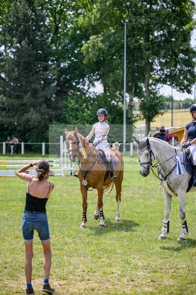 Reitturnier Voxtrup | Entdecke hochwertige Reitturnierfotos von Foto Oger. Professionell, emotional und authentisch – jetzt Lieblingsmomente im Shop bestellen.Deutschlandweite Turnierfotografie. - Realisiert mit Pictrs.com