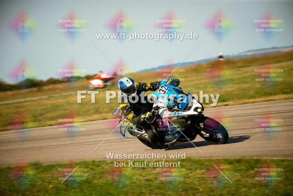 _MOT5830 | Hier findet Ihr Bilder von Touristenfahrten auf der Nürburgring Nordschleife oder von anderen Veranstaltungen die ich besucht habe. Viel Spass beim Durch Schauen 