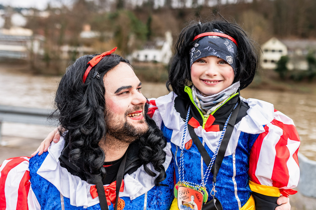 TorstenKrebsCom-FuHirschhorn-019-Z63_1232 | Hochwertige Oldtimer Bilder und der Oldtimer-Kalender. Ein großartiges Weihnachtsgeschenk für Oldtimer-Fans und Oldtimer-Liebhaber.  - Realisiert mit Pictrs.com