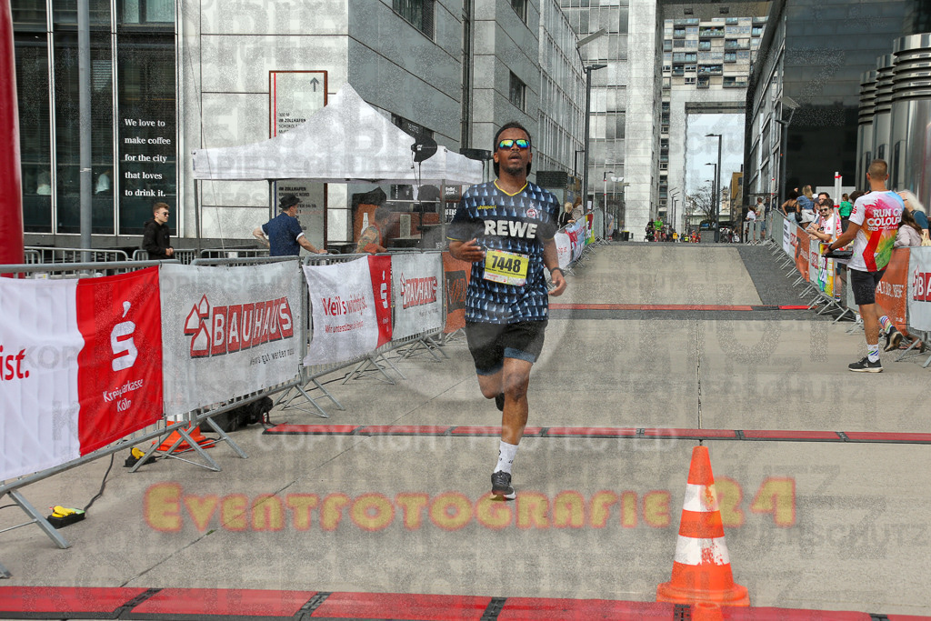250920_1322_EX1_4229 | Sportfotografie im Rhein-Sieg Kreis, Köln, Bonn, NRW, Rheinland Pfalz, Hessen, etc. Unser Tätigkeitsfeld umfasst den Laufsport vom Volkslauf über den Marathon, Duathlon, Triathon bis zum Ultralauf wie Kölnpfad Ultra oder Schindertrail.