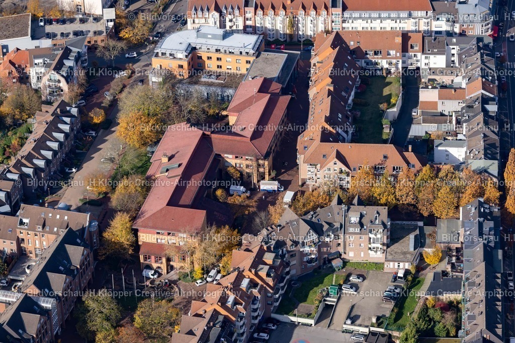 Luftbilder Würselen-7342 | Luftbildfotografie Hochhaus- Gebäude des Rathauses der Stadtverwaltung " Rathaus der Stadt Würselen " am Morlaixplatz in Würselen im Bundesland Nordrhein-Westfalen, Deutschland - Realisiert mit Pictrs.com