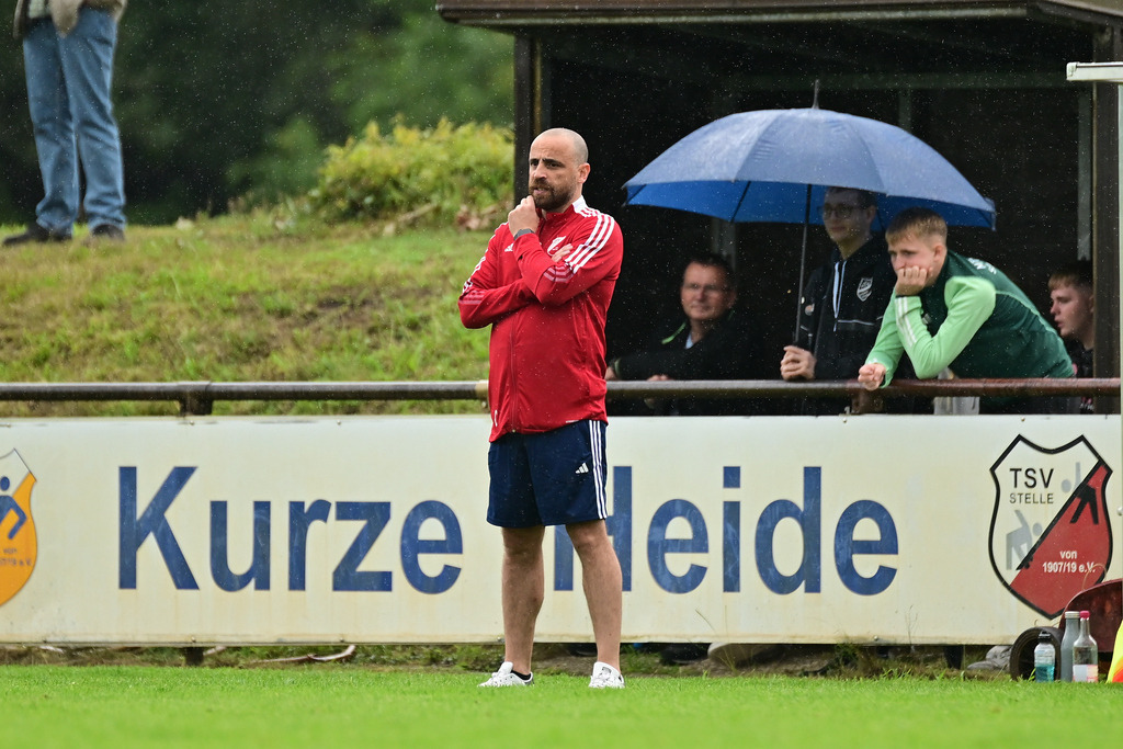 Fußball I Frauen I Saison 2025-2026 I Bezirkspokal I Qualifikation I TSV Stelle - TuS Fleestedt | Der Sportfotograf. - Realisiert mit Pictrs.com