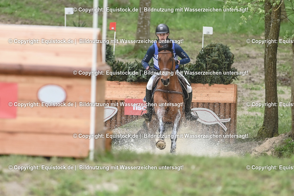 20230513_CCI4_Gelände_0418 | equistock