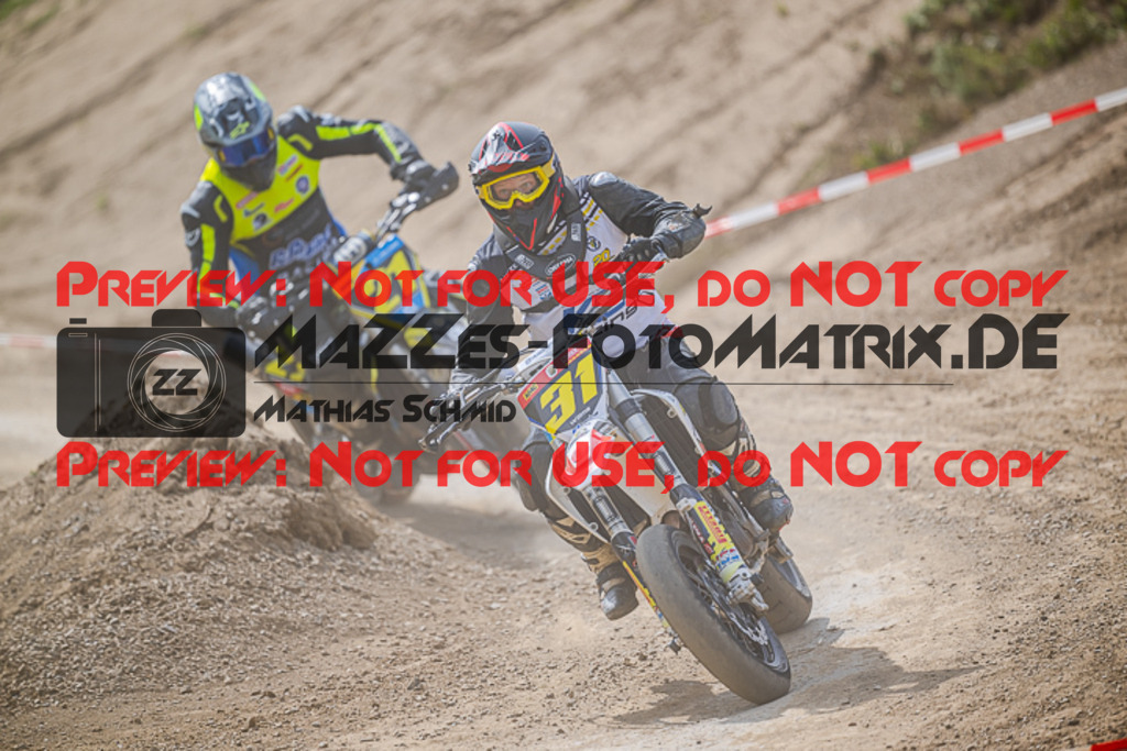 MaZZes_FotoMatrix_220904_0243 | S2