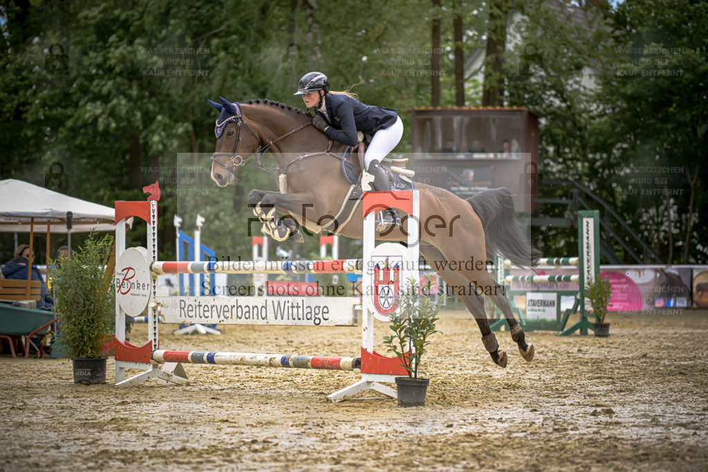 20240505-DOS_9152 | Entdecke hochwertige Reitturnierfotos von Foto Oger. Professionell, emotional und authentisch – jetzt Lieblingsmomente im Shop bestellen. - Realisiert mit Pictrs.com