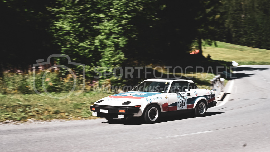 19. Arosa ClassicCar 2023 - 1. September 2023 | 19. Arosa ClassicCar 2023
Arosa, Schweiz
Studach Martin aus Chur mit der Startnummer 208 in einem Triumph TR8, Jahrgang 1980, in der Klasse Classic Trophy.
@arosaclassiccar, @arosa.official, #arosaclassiccar, #arosa, #76curves, #classiccar
Bild: Sportfotografie Markus Aeschimann | www.markus-aeschimann.ch - Realisiert mit Pictrs.com