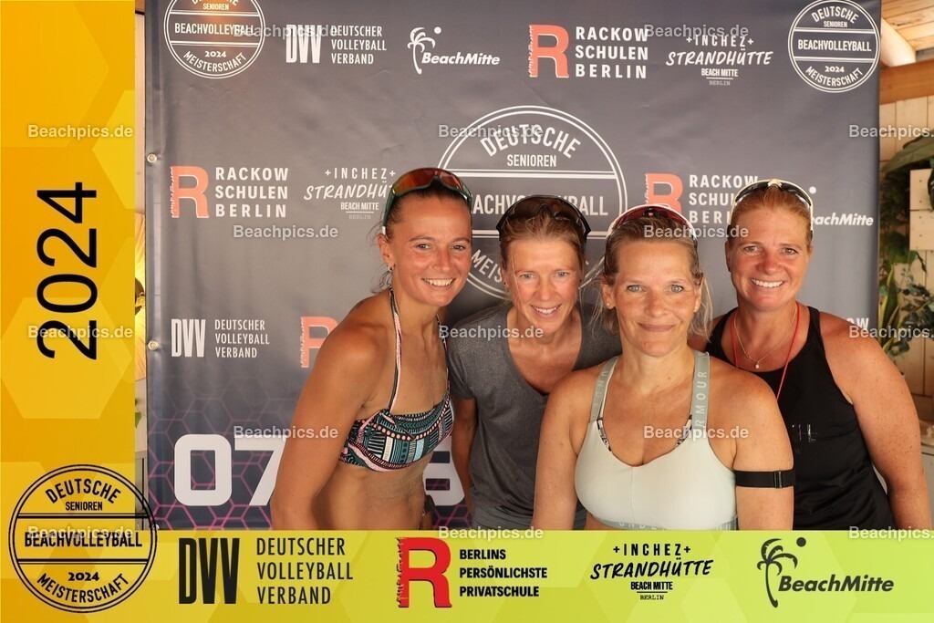 20240907_120318_158 | Sie befinden sich nun in der Bildergalerie von Beachpics.de. Sie können einzelne Bilder als Abzug, digital oder als spezielle Produkte erwerben.
Die Auswahl sehen sie, wenn sie unter dem gewünschten Bild auf Bestellen klicken!
Haben sie spezielle Wünsche,