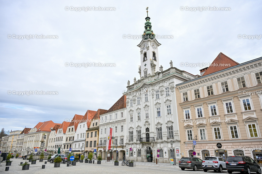 Steyr_ Teuerung_ 21.02.2024-3 | 21.02.2024, Steyr, AUT, Steyr, im Bild Stadtplatz, Zentrum, Gebaeude, Rathaus, Geschaefte