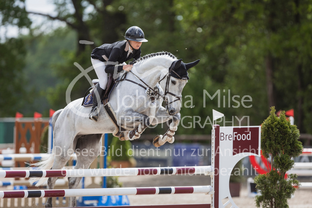 250506_Mühlen_SprPf-L1-376 | Deine schönsten Turniermomente als professionelle Fotos! Entdecke hochwertige Pferdesport-Fotografie im Online-Shop. Jetzt Fotos finden & bestellen!