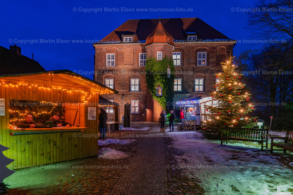 Agathenburg Schoss Weihnachtmarkt_ELS_8613091223 | Agathenburger Schloss - Realisiert mit Pictrs.com