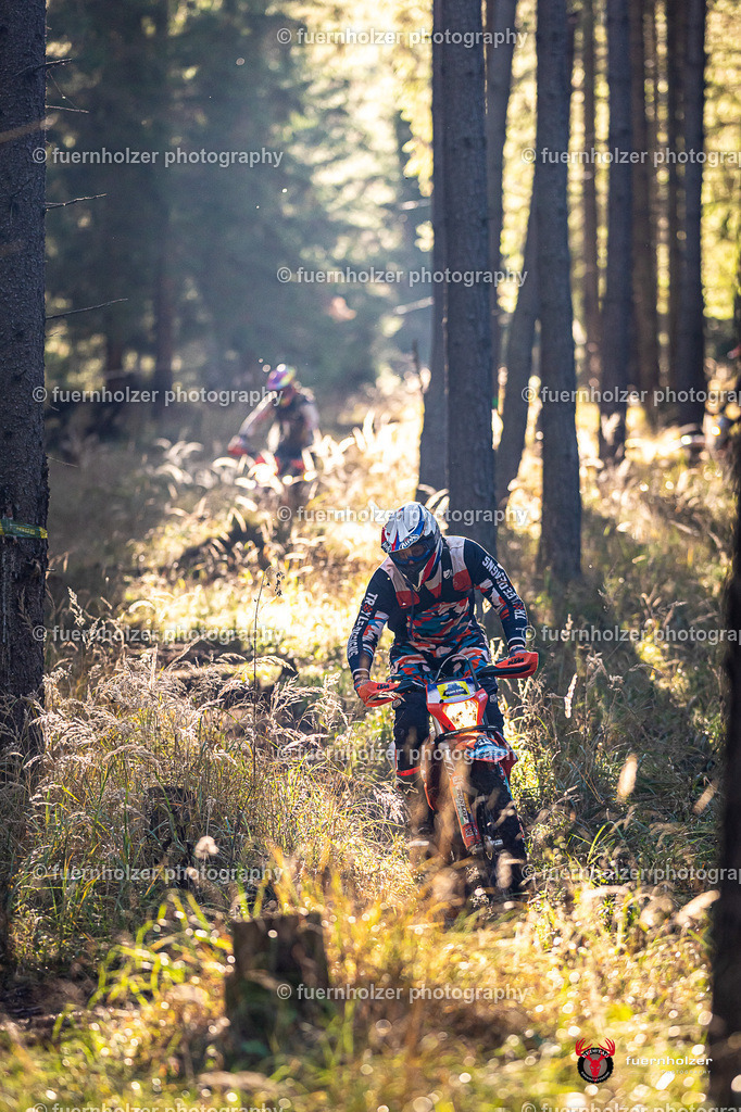 fuernholzer_251026-C2-28 | Fotografische Impressionen von der Red Stag Enduro Extreme by fuernholzer-photography.com. Endurosport in Österreich fotografisch festgehalten von fuernholzer. Auftragsfotografie für Private, Gewerbefotos und Industriefotografie. Eventfotografie, Sportfotografie und Motorsportfotografie. Anbieter von Fotoworkshops, Fototraining, fotografischen Vorträgen und Fotoseminaren.