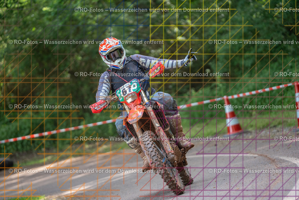 Wolfshausen 4 Lauf -1328 | Sportfotografie von RO-Fotos: Motorsport, Motocross, Enduro, Laufveranstaltungen und Triathlon. Professionelle Fotos von Sportlern und Events. - Realisiert mit Pictrs.com