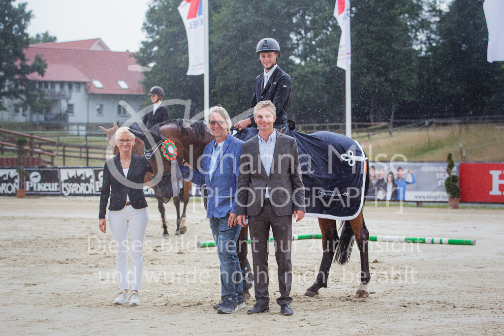 220729_BHO_GT_M2-Spr_2-769 | Deine schönsten Turniermomente als professionelle Fotos! Entdecke hochwertige Pferdesport-Fotografie im Online-Shop. Jetzt Fotos finden & bestellen!