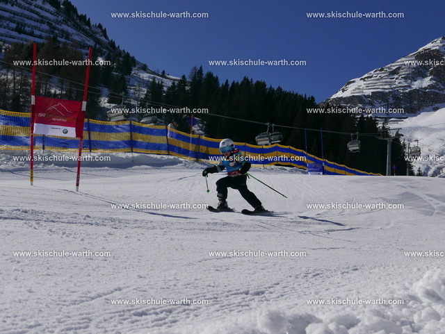 P1100922 | Photos von der Skischule Warth - Realisiert mit Pictrs.com