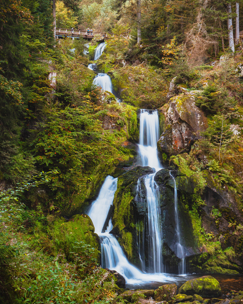Triberger Wasserfälle | Wasserkaskade an den Triberger Wasserfällen - Realisiert mit Pictrs.com