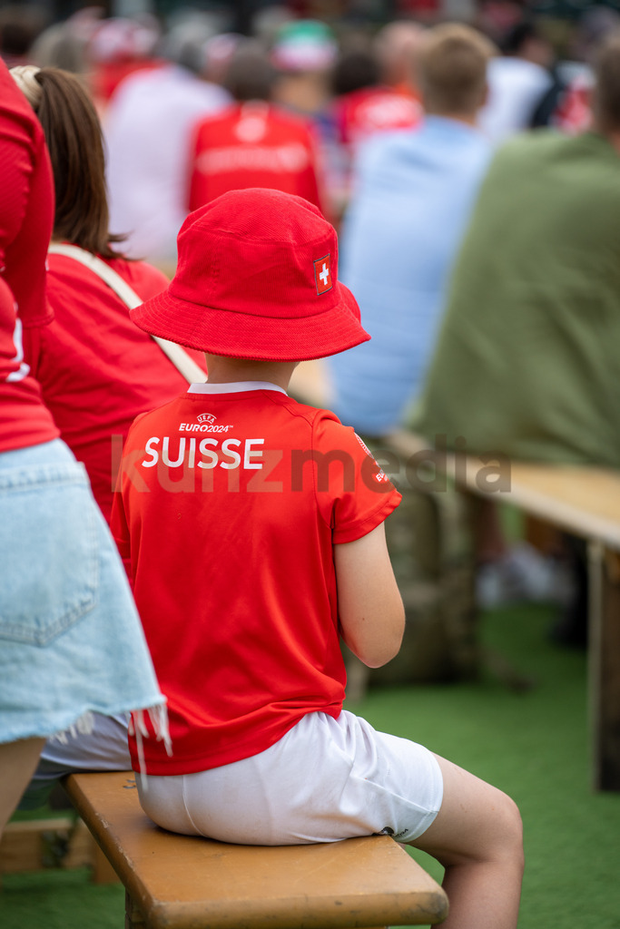 30_Public Viewing Reinach - Achtelfinale Schweiz -Italien EM 2024_kunzmedia.ch | OnlineShop für Bilder kunzmedia.ch
