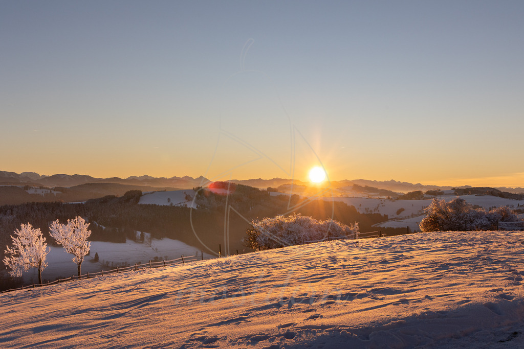 Winter am Hochkogelberg Sonnenuntergang | Ihre Fotografin im Lungau, ihre Fotografin im Mostviertel, Wandbilder Onlineshop, Imagefotos für Ihr Unternehmen,  - Realisiert mit Pictrs.com