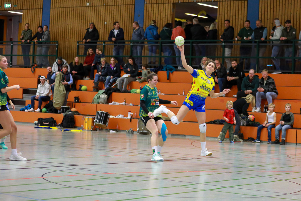 SVN_ SVFriedrichsfeld_141224_002 | Bildergalerie von Sport-Ereignissen aber auch von weiteren spannenden Dingen - nicht nur vom Niederrhein. In Anlehnung an den bekannten Spruch von Hanns Dieter Hüsch heißt das Motto: "Niederrhein ist überall".  - Realisiert mit Pictrs.com