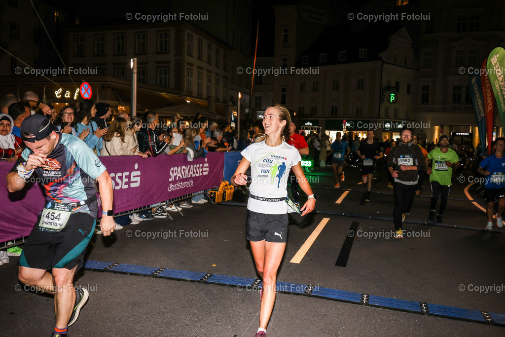 A-BINDER_20240926_0165 | Linz  AUSTRIA,26.Sept..2024 -Night Run Linz, Image shows Photo: Sportmediapics.com/ Manfred Binder