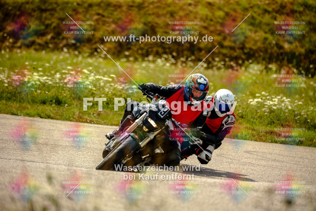 Chambley Juli-3003 | Hier findet Ihr Bilder von Touristenfahrten auf der Nürburgring Nordschleife oder von anderen Veranstaltungen die ich besucht habe. Viel Spass beim Durch Schauen 