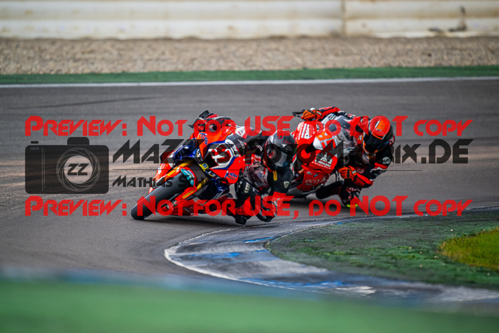 MaZZes_FotoMatrix_220925_8925 | IDM1000