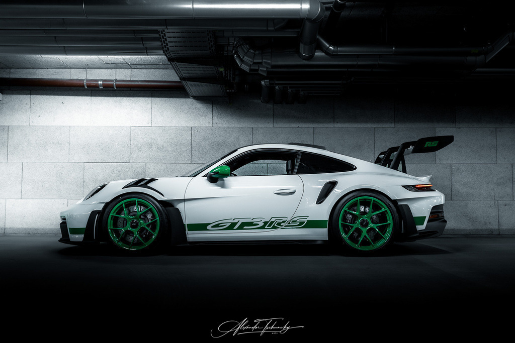 911 Porsche 911 GT3 RS | Entdecken Sie die faszinierende Welt von Alexander Tschuncky Arts: Kreative Fotografie, atemberaubende Automobilkunst und hochwertiger Bilderdruck. Lassen Sie sich inspirieren! - Realisiert mit Pictrs.com