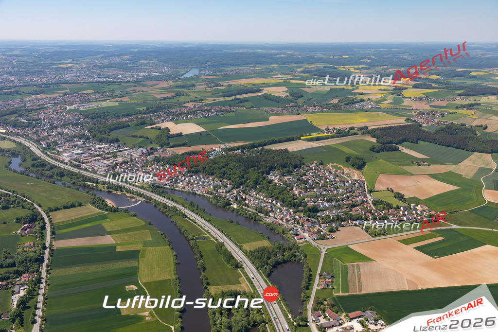 Die Luftaufnahme Lorenzen - Lappersdorf wurde 2021 mittels Flugzeug (keine Drohne) erstellt. Hohe Auflösung -für große Poster und Wandbilder geeignet!
