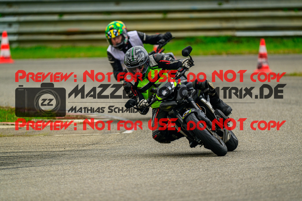 MaZZes_Fotomatrix_20241003_6007705_0281 | GRUEN