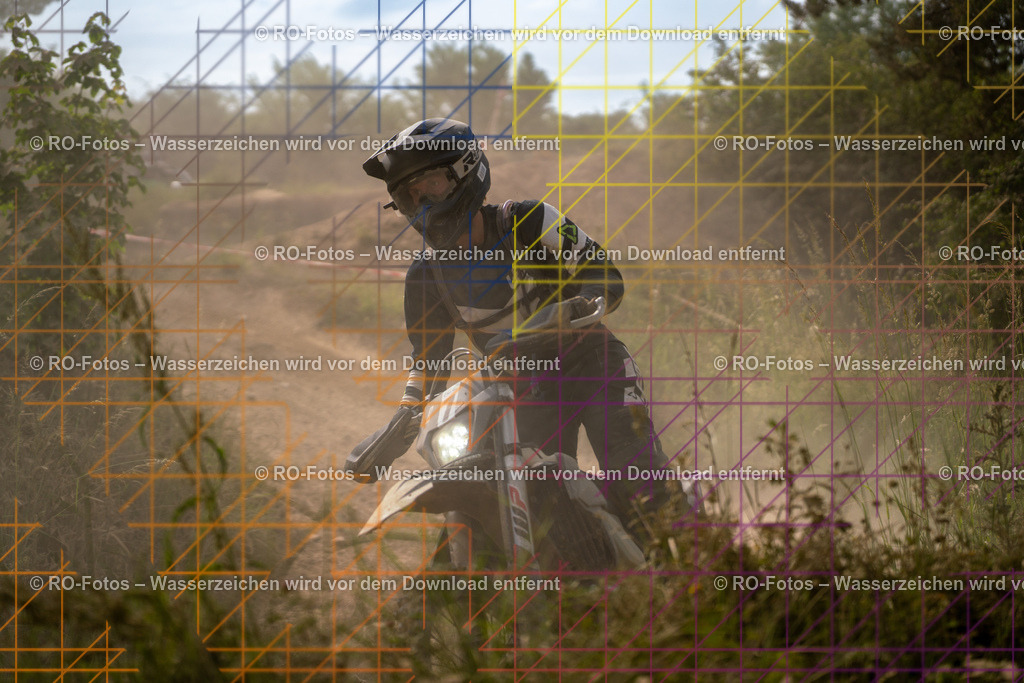 Niederwürzbach 4 Lauf-715 | Sportfotografie von RO-Fotos: Motorsport, Motocross, Enduro, Laufveranstaltungen und Triathlon. Professionelle Fotos von Sportlern und Events. - Realisiert mit Pictrs.com