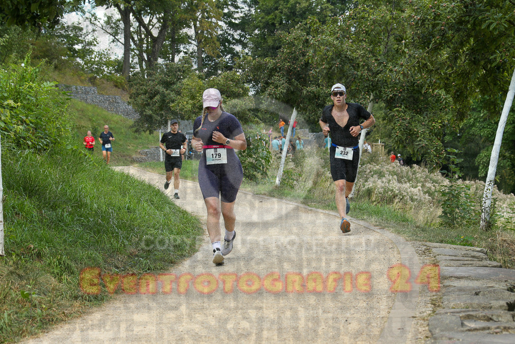 250824_1257_EX1_1011 | Sportfotografie im Rhein-Sieg Kreis, Köln, Bonn, NRW, Rheinland Pfalz, Hessen, etc. Unser Tätigkeitsfeld umfasst den Laufsport vom Volkslauf über den Marathon, Duathlon, Triathon bis zum Ultralauf wie Kölnpfad Ultra oder Schindertrail.